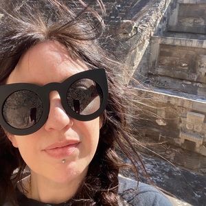 Meet your Posher, Ramona